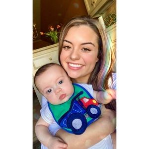 Meet your Posher, Alexandra